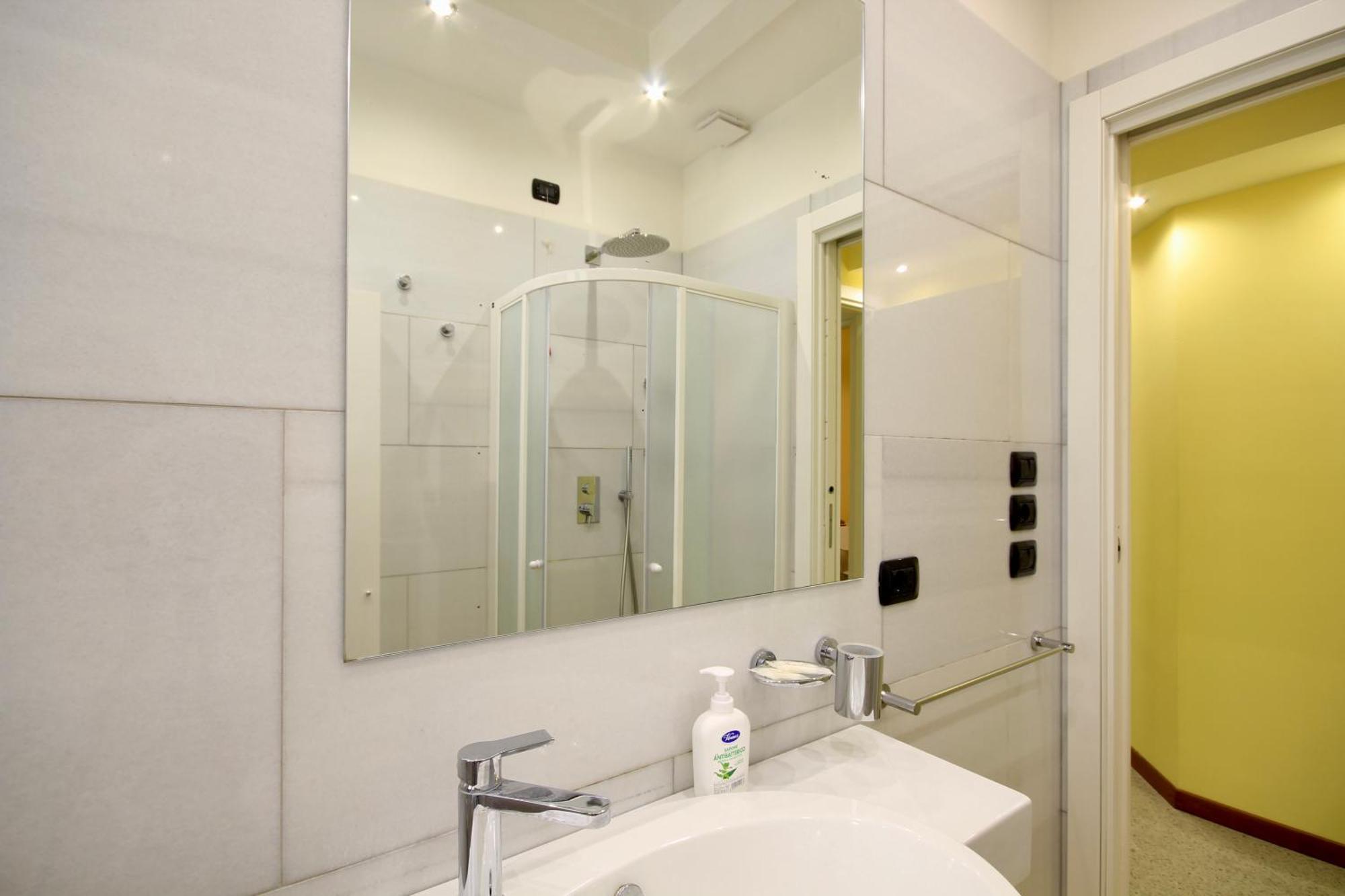 Hc - Clohouse Spacious Flat * Rome